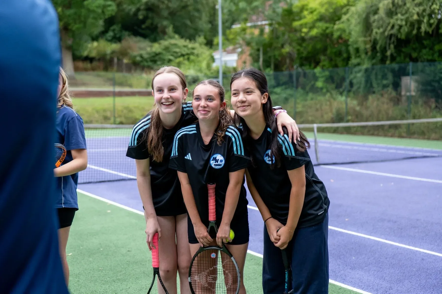 Young Leaders supporting a coaching session, photo 2